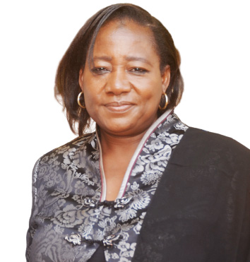 Mme Aissèta SELIRA, KANAZOE, Vice- Président en charge des Services